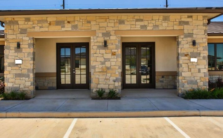 Pictures of Office property located at 800 Bonaventure Wy, Sugar Land, TX 77479 for sales - image #1
