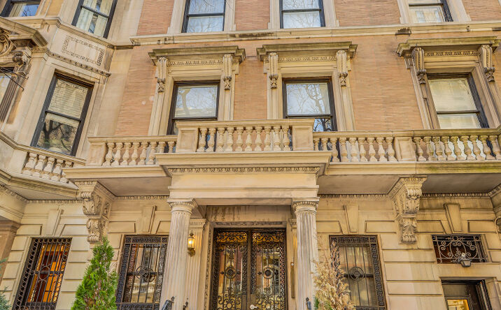 Pictures of Multifamily property located at 49 E 74th St, New York, NY 10021 for sales - image #1