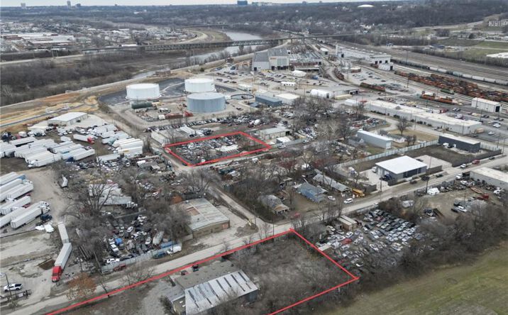 Pictures of Industrial, Retail property located at 2526 25th Street, Kansas City, KS 66106 for sales - image #1