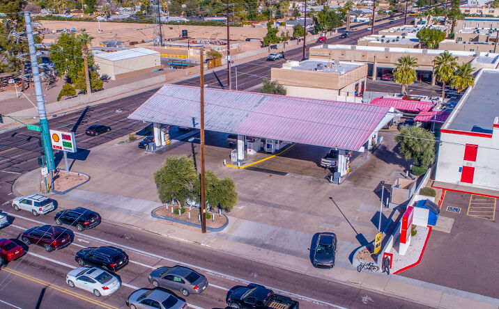 Pictures of Retail property located at 5201 East Thomas Road, Phoenix, AZ 85018 for comps - image #1