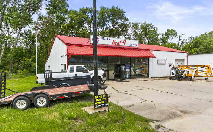 Pictures of Mixed Use, Office, Retail property located at 1185 S Hwy 30, Blair, NE 68008 for sales - image #1
