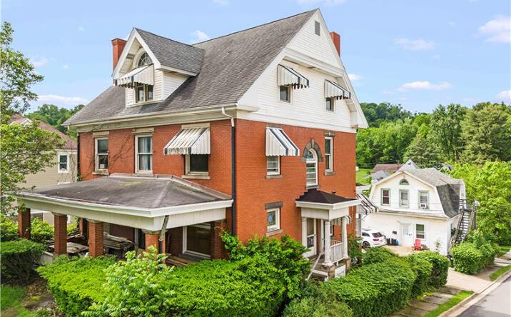 Pictures of Multifamily property located at 600 E Maiden St, Washington, PA 15301 for sales - image #1
