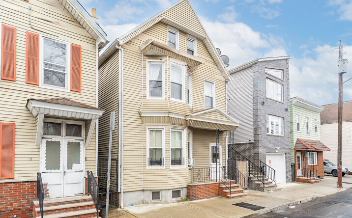 Apartment Buildings for Sale in New Jersey | Crexi