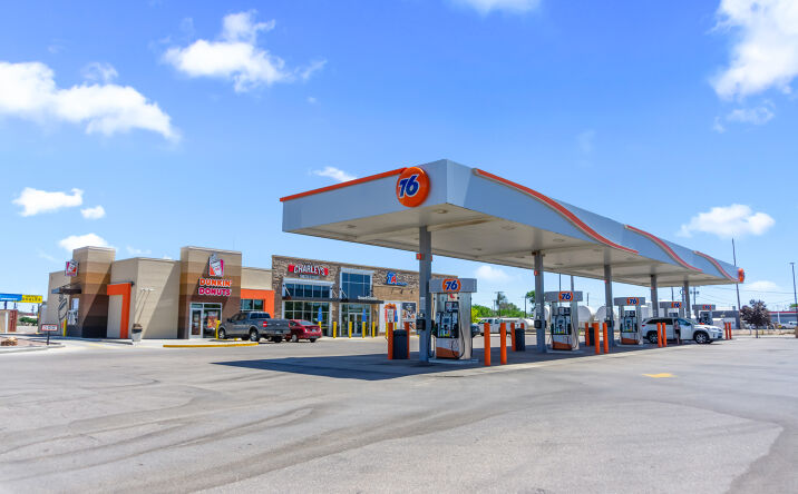 Pictures of Retail property located at 708 N Main St, Lamar, CO 81052 for sales - image #1