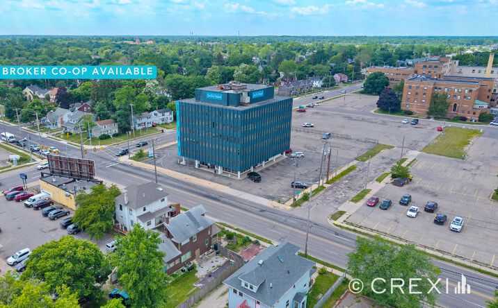Pictures of Office property located at 1100 W Saginaw St, Lansing, MI 48915 for sales - image #1