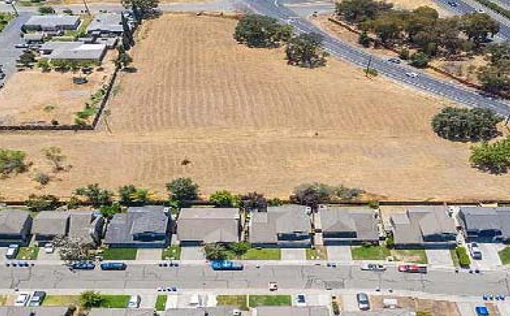 Pictures of Land property located at 13387 Stockton Blvd, Galt, CA 95632 for sales - image #1
