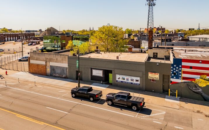 Pictures of Retail property located at 2647 Michigan Ave, Detroit, MI 48216 for sales - image #1