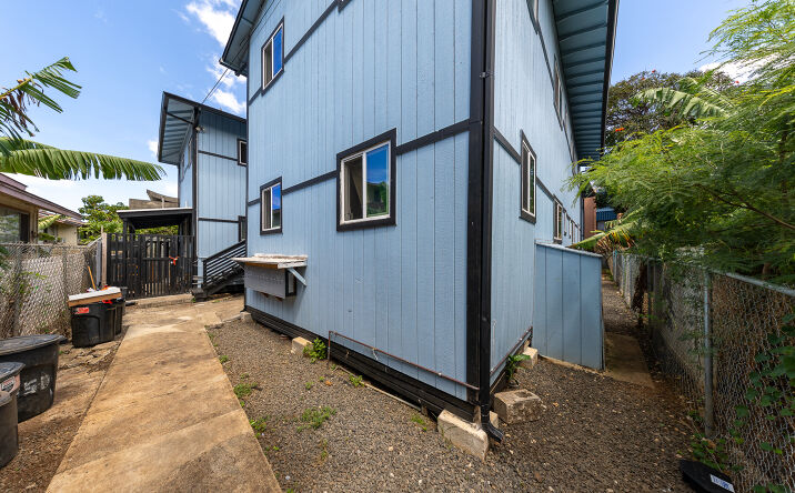 Pictures of Multifamily property located at 815 Lopez Lane, Honolulu, HI 96817, Honolulu, HI 96817 for sales - image #1