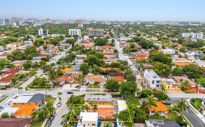 Pictures of Multifamily property located at 2385 SW 17th St, Miami, FL 33145 for sales - image #1