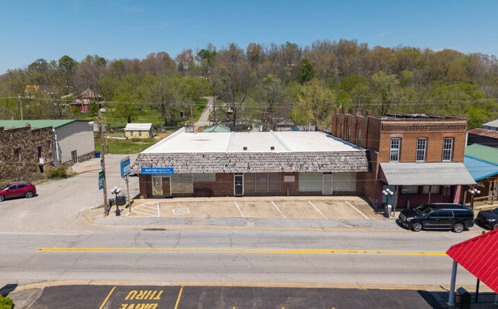 Pictures of Retail, Land property located at 275 Main St, Mammoth Spring, AR 72554 for sales - image #1