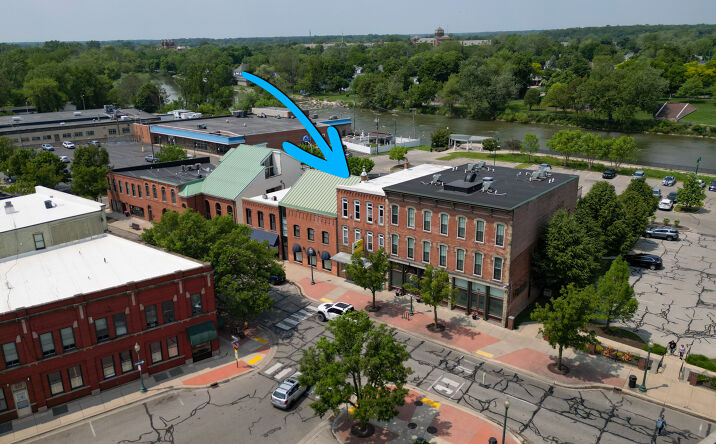 Pictures of Mixed Use, Office, Retail property located at 86 W Front, Monroe, MI 48161 for sales - image #1