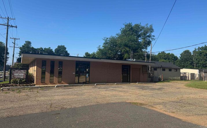 Pictures of Special Purpose property located at 307 S Wellington, Marshall, TX 75670 for sales - image #1