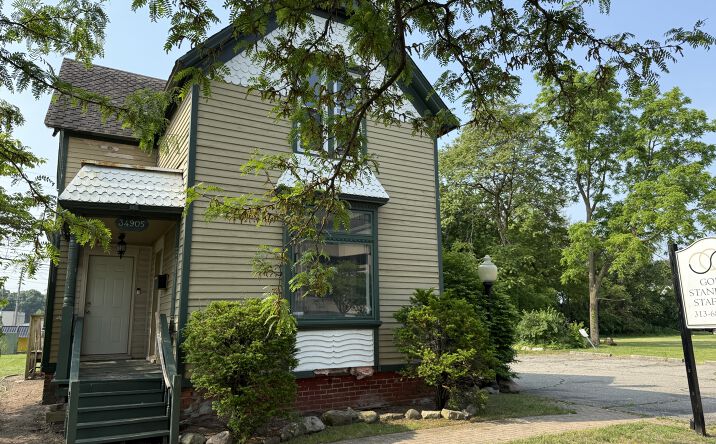 Pictures of Office, Land property located at 34905 E Michigan, Wayne, MI 48184 for sales - image #1