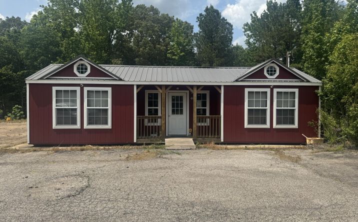 Pictures of Land property located at 8705 State Route 100 E, Jacks Creek, TN 38347 for sales - image #1