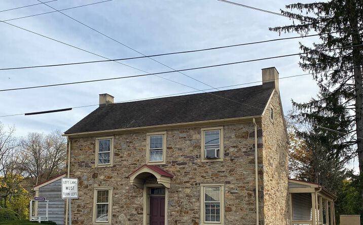 Pictures of Mixed Use, Multifamily, Office property located at 16 W Butler Ave, Chalfont, PA 18914 for sales - image #1