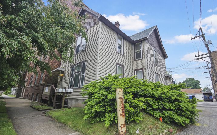 Pictures of Multifamily property located at 708 Perry Street, La Porte, IN 46350 for sales - image #1