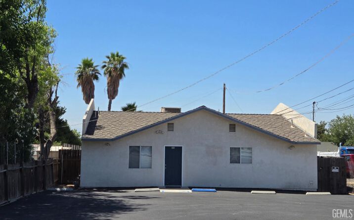 Pictures of Special Purpose property located at 7815 Niles Street, Bakersfield, CA 93306 for sales - image #1