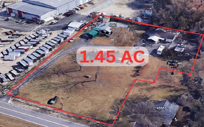 Pictures of Land property located at 4541 Marracco Dr, Hope Mills, NC 28348 for sales - image #1