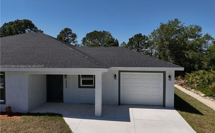 Pictures of Multifamily property located at 7006 San Bruno Dr, Sebring, FL 33872 for sales - image #1