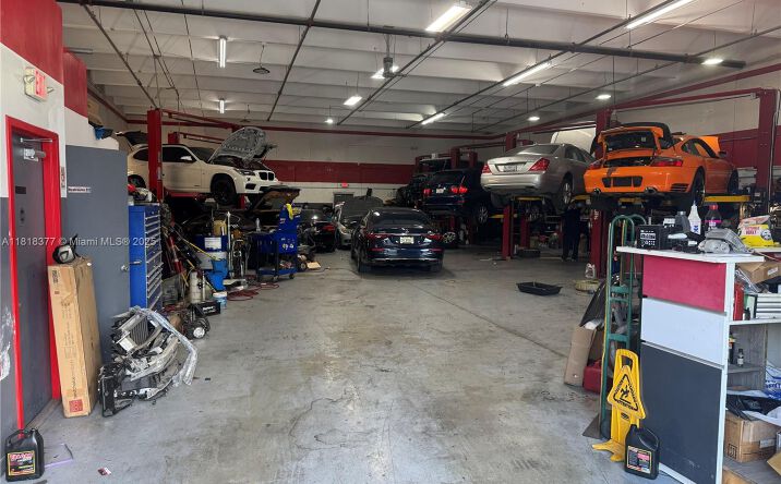 Pictures of Industrial, Retail property located at 12600 SW 130th St # 10 #9-10, Miami, FL 33186 for sales - image #1