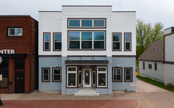 Pictures of Mixed Use, Multifamily, Office property located at 519 W Washington St, Marquette, MI 49855 for sales - image #1
