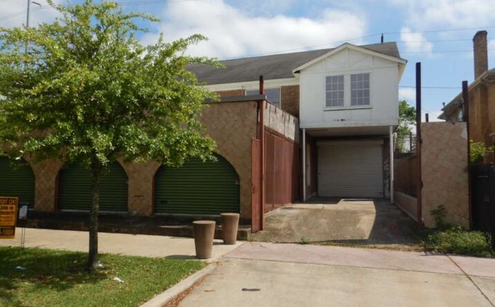 Pictures of Mixed Use, Office, Retail, Special Purpose property located at 2705 Blodgett St, Houston, TX 77004 for sales - image #1