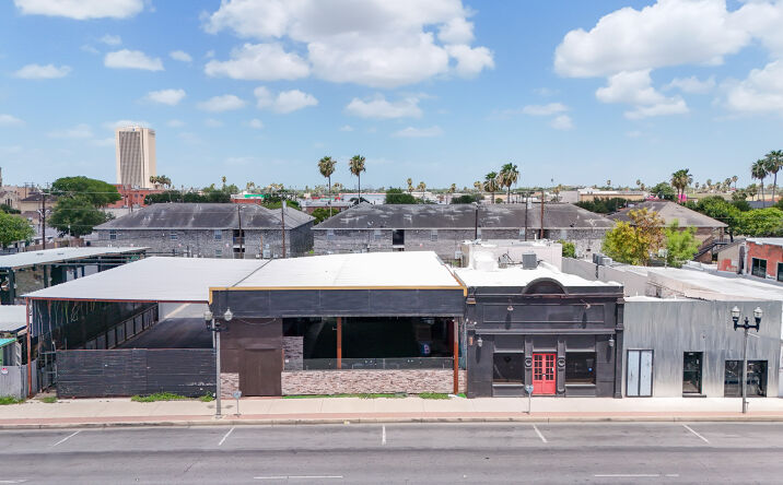 Pictures of Mixed Use, Special Purpose property located at 407 S 17th St, McAllen, TX 78501 for sales - image #1