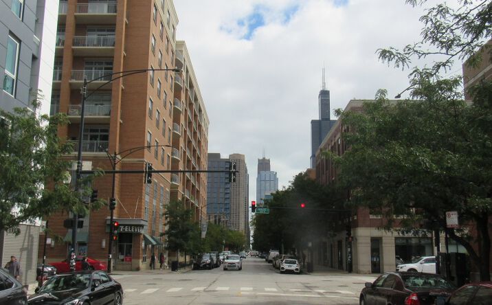 Pictures of Retail property located at 954 W Monroe St, Chicago, IL 60607 for sales - image #1