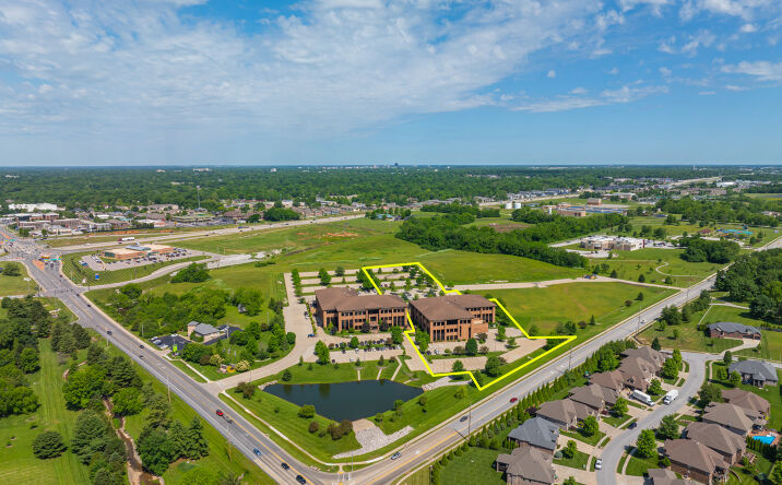Pictures of Office property located at 3725 E Battlefield Rd, Springfield, MO 65809 for sales - image #1