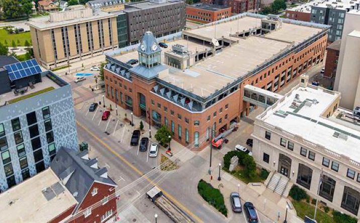 Pictures of Retail property located at 2 S Linn St, Iowa City, IA 52240 for sales - image #1