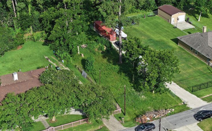 Pictures of Land property located at 7208 Hoffman Street, Houston, TX 77028 for sales - image #1