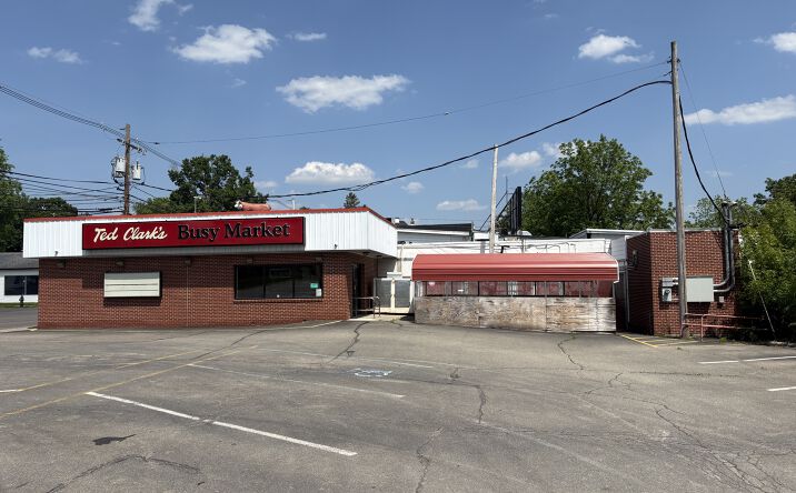 Pictures of Retail property located at 118 Broad Street, Waverly, NY 14892 for sales - image #1