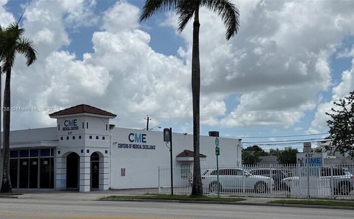 Pictures of Office property located at 437 N Krome Ave, Homestead, FL 33030 for sales - image #1