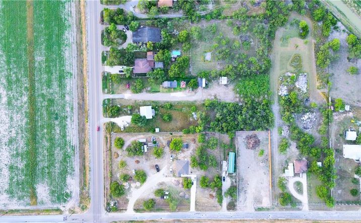 Pictures of Land property located at 11052 Mile 2 W, Mercedes, TX 78570 for sales - image #1