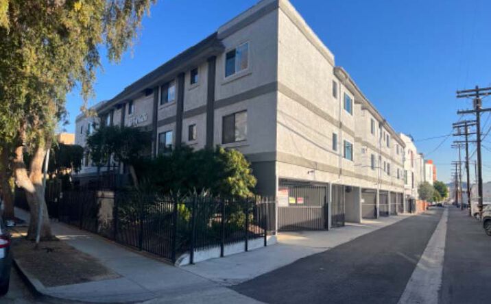 Pictures of Multifamily property located at 4424 - 4428 S. Western Avenue, Los Angeles, CA 90062 for sales - image #1