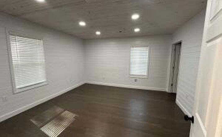 Pictures of Special Purpose property located at 209 Walton Avenue, Philadelphia, MS 39350 for sales - image #1