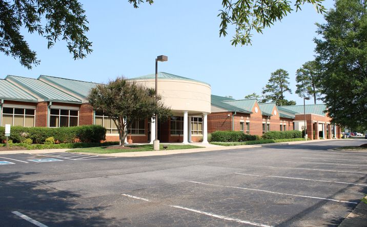 Pictures of Office property located at 4605 Commerce Rd, Richmond, VA 23234 for sales - image #1