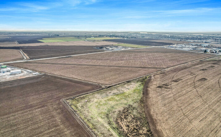 Pictures of Land property located at Wheeler Rd NE, Moses Lake, WA 98837 for sales - image #1