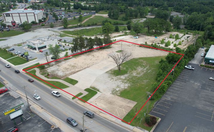 Pictures of Land property located at 1810 W 76 Country Blvd, Branson, MO 65616 for sales - image #1