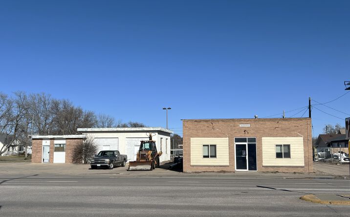 Pictures of Industrial, Mixed Use, Special Purpose property located at 1861 - 33rd Avenue, Columbus, NE 68601 for sales - image #1