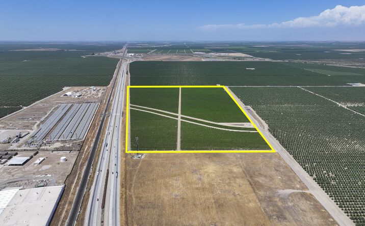 Pictures of Land property located at Jackson Ave, McFarland, CA 93250 for sales - image #1