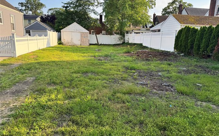 Pictures of Land property located at 198 motley Street, Hempstead, NY 11580 for sales - image #1