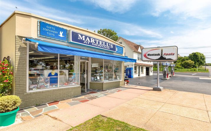 Pictures of Business for Sale, Retail property located at 809 & 813 Montauk Highway, East Hampton, NY 11954 for sales - image #1