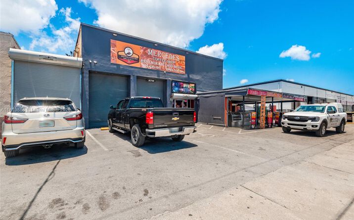 Pictures of Industrial, Retail property located at 3595 NW 54th St, Hialeah, FL 33142 for sales - image #1