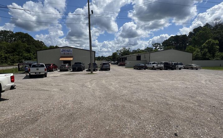 Pictures of Industrial property located at 7670 Siwell Rd, Byram, MS 39272 for sales - image #1