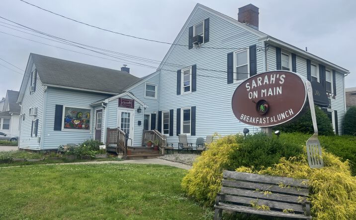 Pictures of Retail property located at 246 Main St, Portland, CT 06480 for sales - image #1
