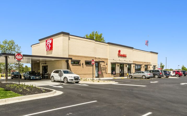 Pictures of Retail property located at 47 Meadow Park Ave, Lewis Center, OH 43035 for sales - image #1