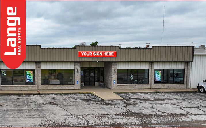 Pictures of Industrial, Retail property located at 309 W 23rd St Ottawa KS, Ottawa, KS 66067 for sales - image #1