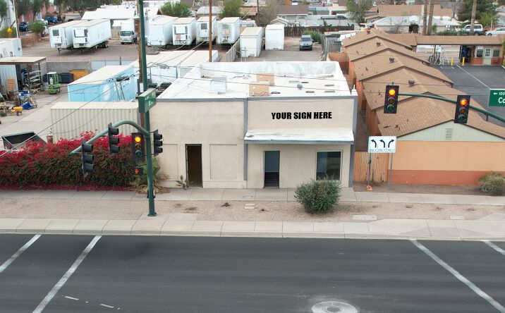 Pictures of Industrial property located at 112 S Country Club Dr, Mesa, AZ 85210 for sales - image #1