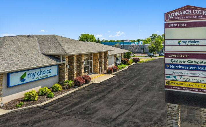 Pictures of Office, Retail property located at 1659 N Spring St, Beaver Dam, WI 53916 for sales - image #1